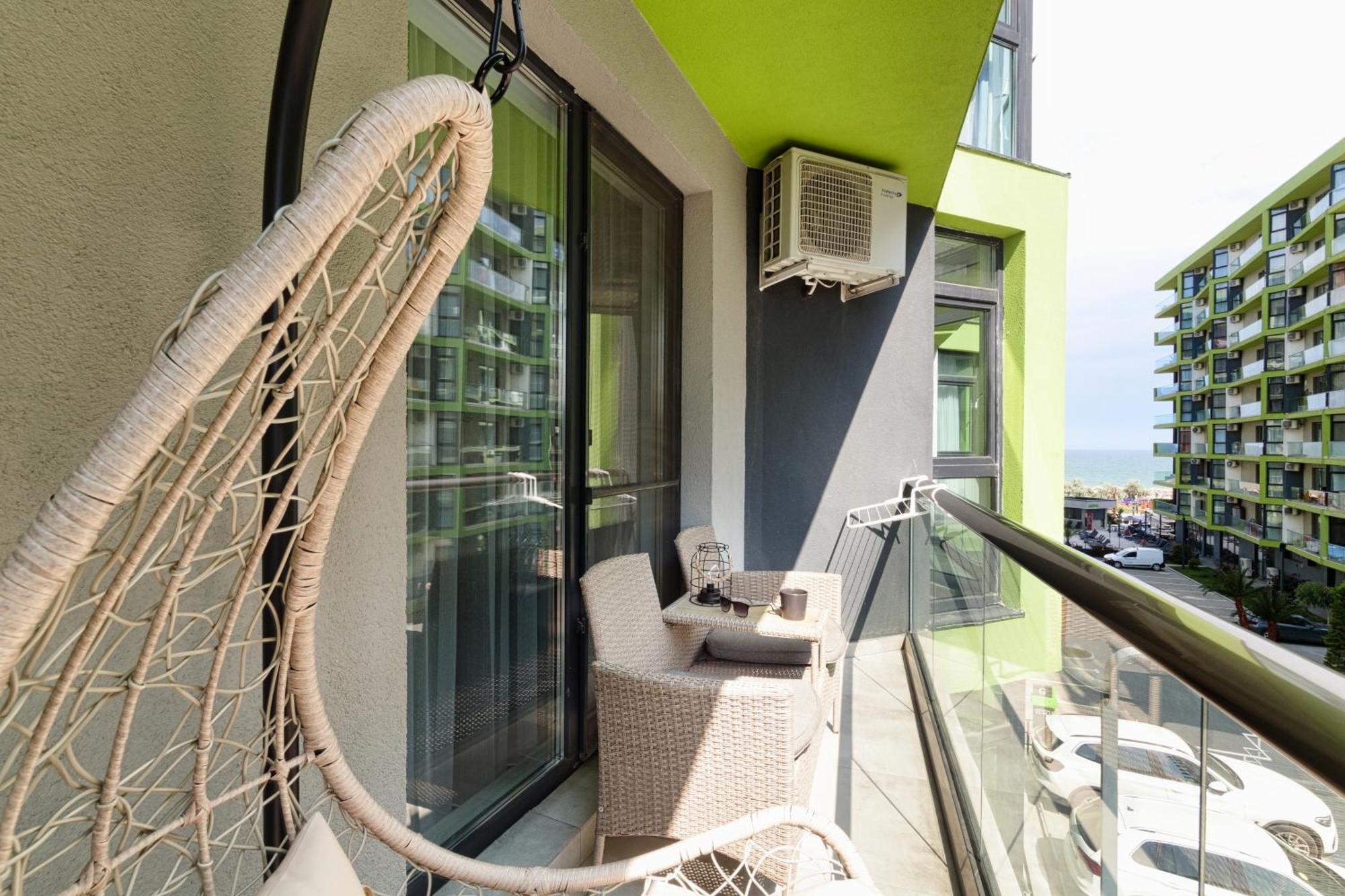 Purple Onyx - Pool & Spa Beach Resort Năvodari المظهر الخارجي الصورة