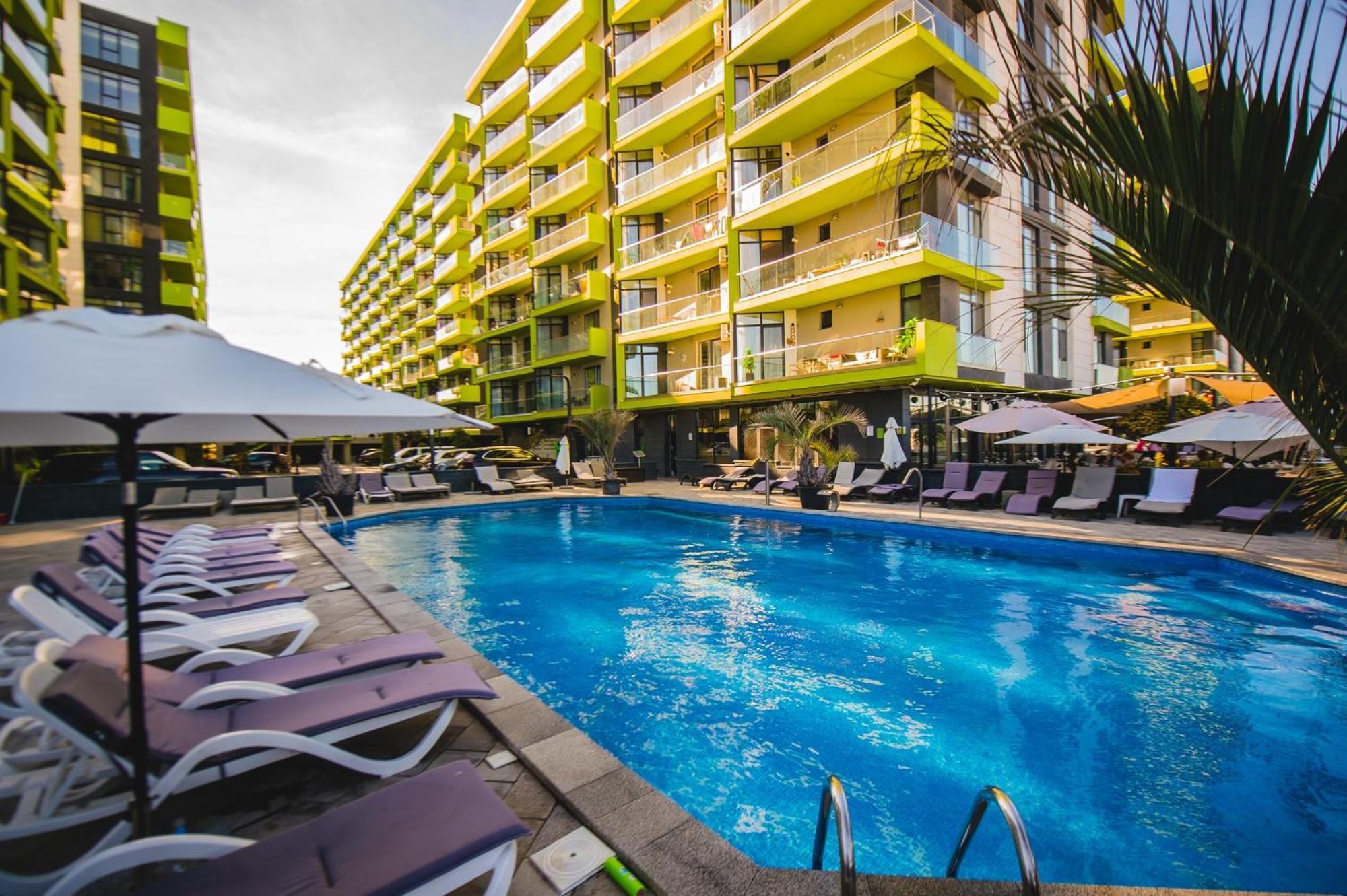 Purple Onyx - Pool & Spa Beach Resort Năvodari المظهر الخارجي الصورة